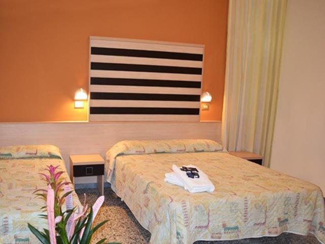 Hotel Abel & Residence Cesenatico Eksteriør billede