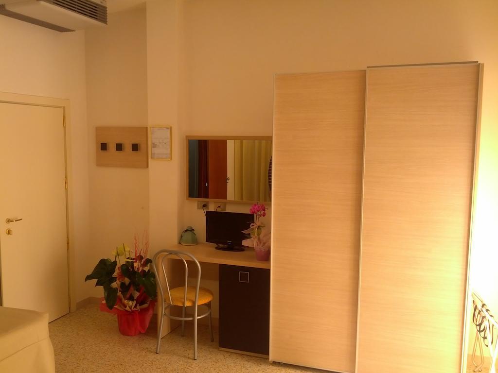 Hotel Abel & Residence Cesenatico Eksteriør billede