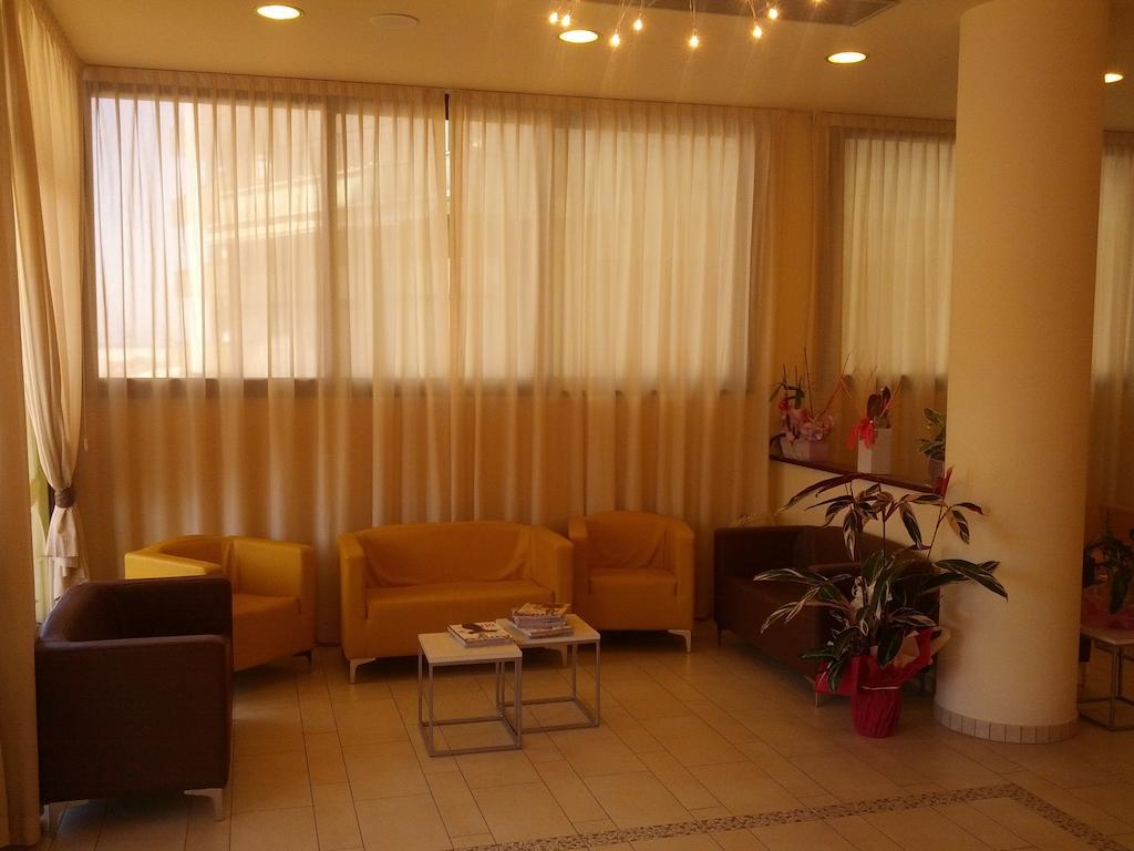 Hotel Abel & Residence Cesenatico Eksteriør billede